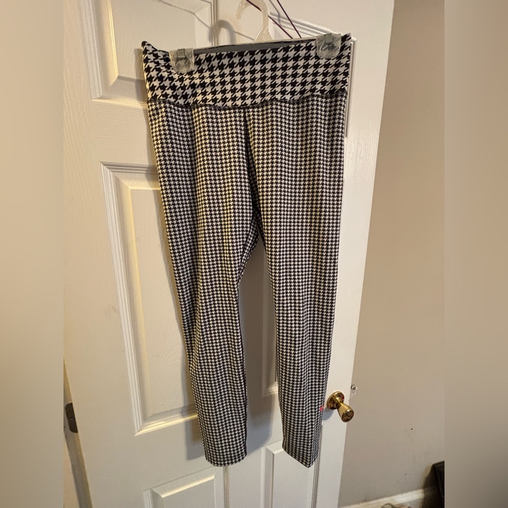 Nike Houndstooth Dri-Fit Leggings